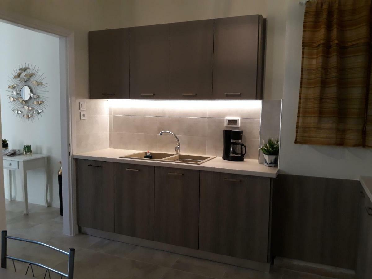 Apartment Square No5 1st Floor